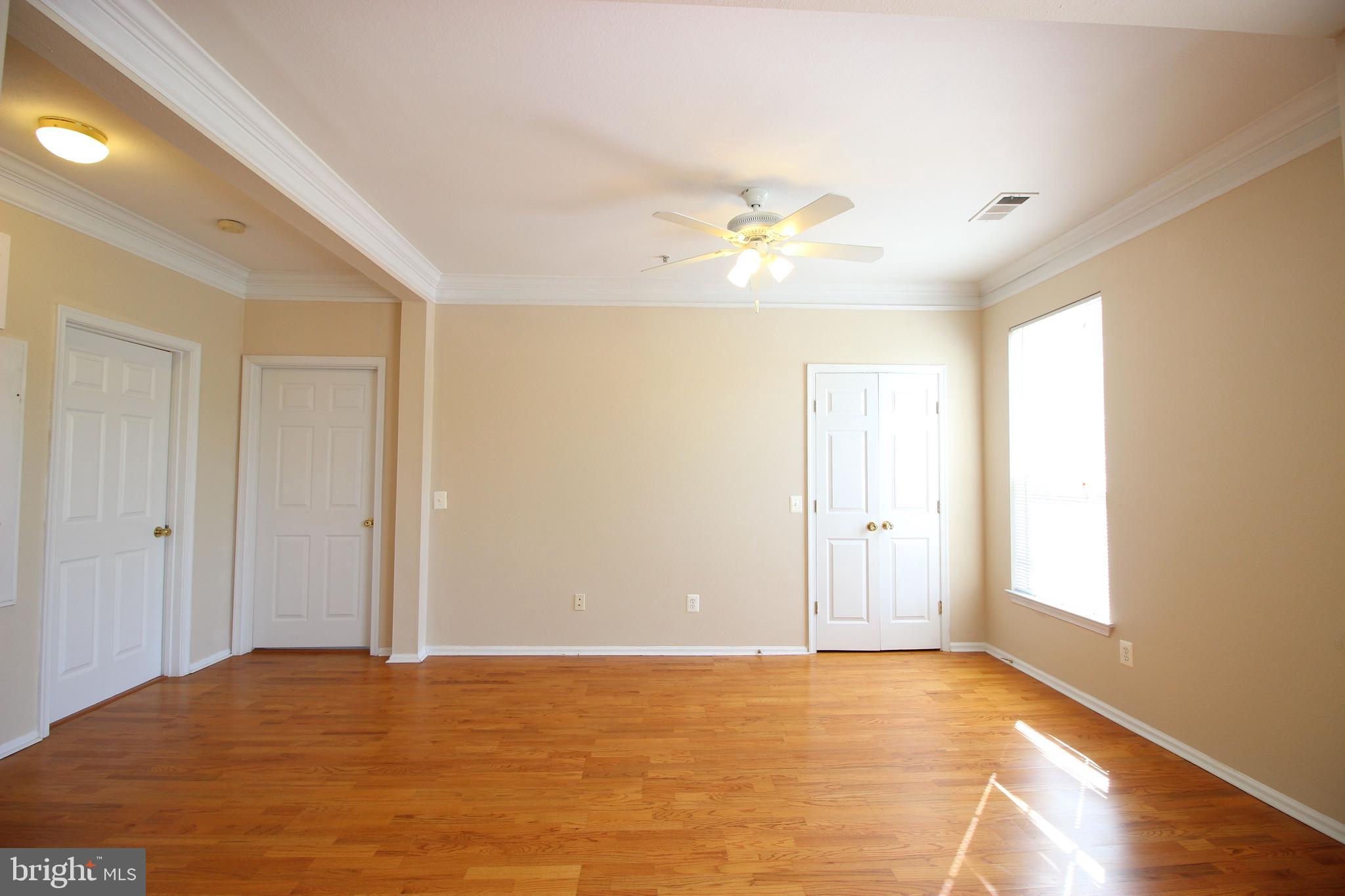 1550 Spring Gate Dr., Unit 8308 McLean, VA 22102 - Photo 3 of 17