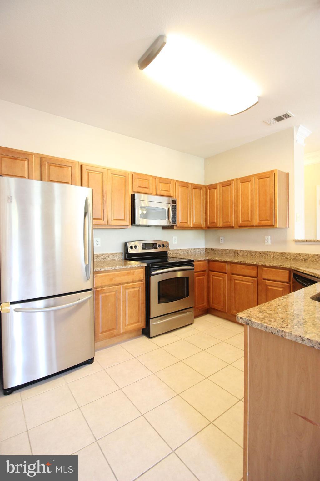 1550 Spring Gate Dr., Unit 8308 McLean, VA 22102 - Photo 5 of 17