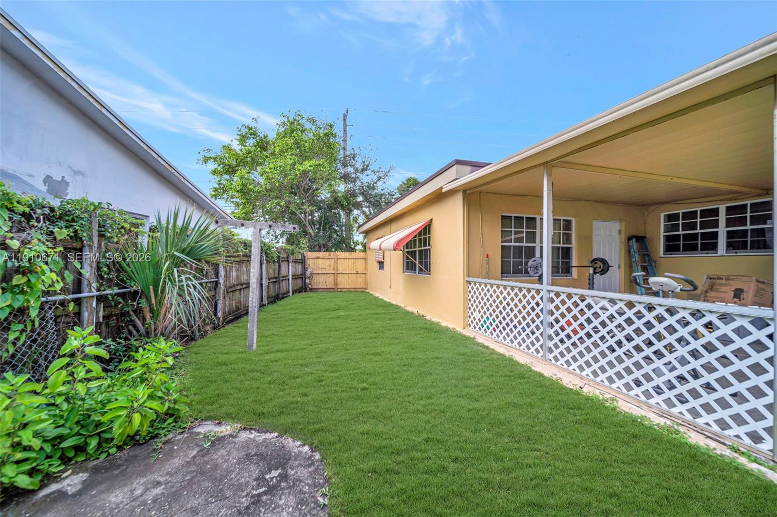 741 Southwest 2nd Court Hallandale Beach, FL 33009 - Photo 27 of 42