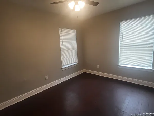 $1,250 | 446 Glendale Avenue, San Antonio, TX 78237