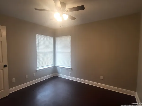 $1,250 | 446 Glendale Avenue, San Antonio, TX 78237