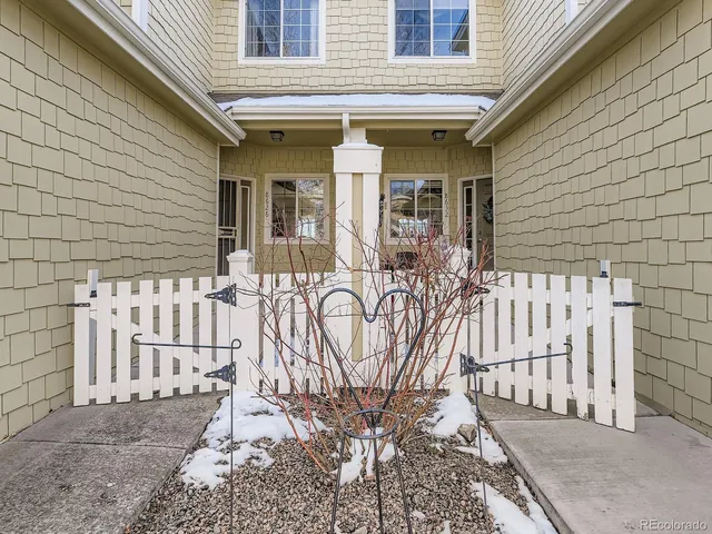 $525,000 | 8626 South Lewis Way, Littleton, CO 80127