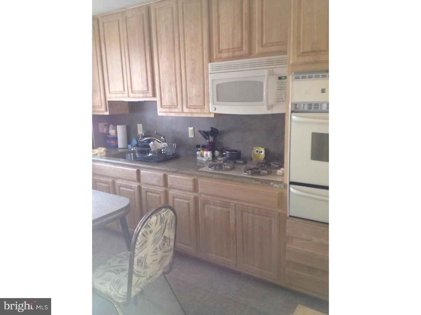 4278 Lawnside Road Philadelphia, PA 19154 - Photo 4 of 20 Gallery Image 4