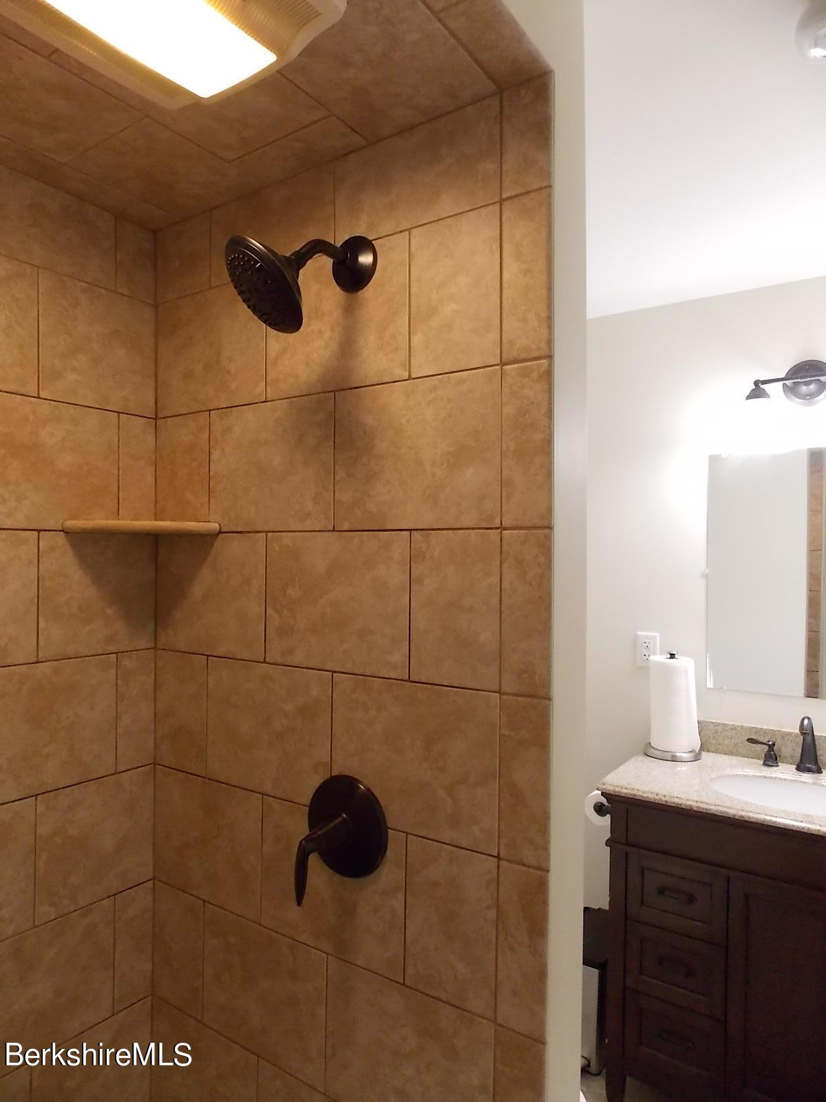 2 Wallace Road, Unit 2W Stockbridge, MA 01262 - Photo 14 of 36 Bath 2