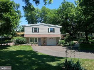 113 Devon Road Chalfont, PA 18914 - Photo 4 of 32 Gallery Image 4