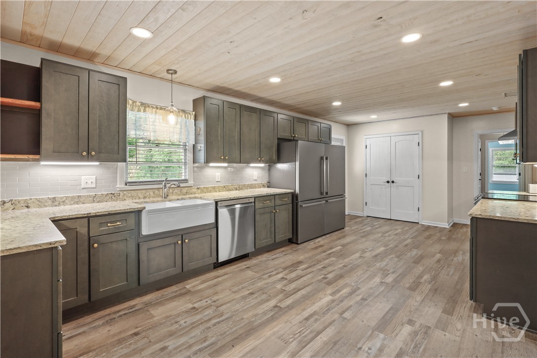 22731 Highway 46 Pembroke, GA 31321 - Photo 9 of 40