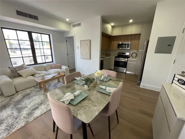 $2,475 | 1619 Jefferson Avenue, Unit 201, Miami Beach, FL 33139