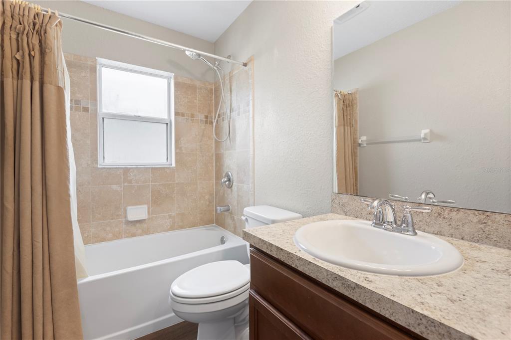 719 Vineyard Reserve Court Seffner, FL 33584 - Photo 34 of 55