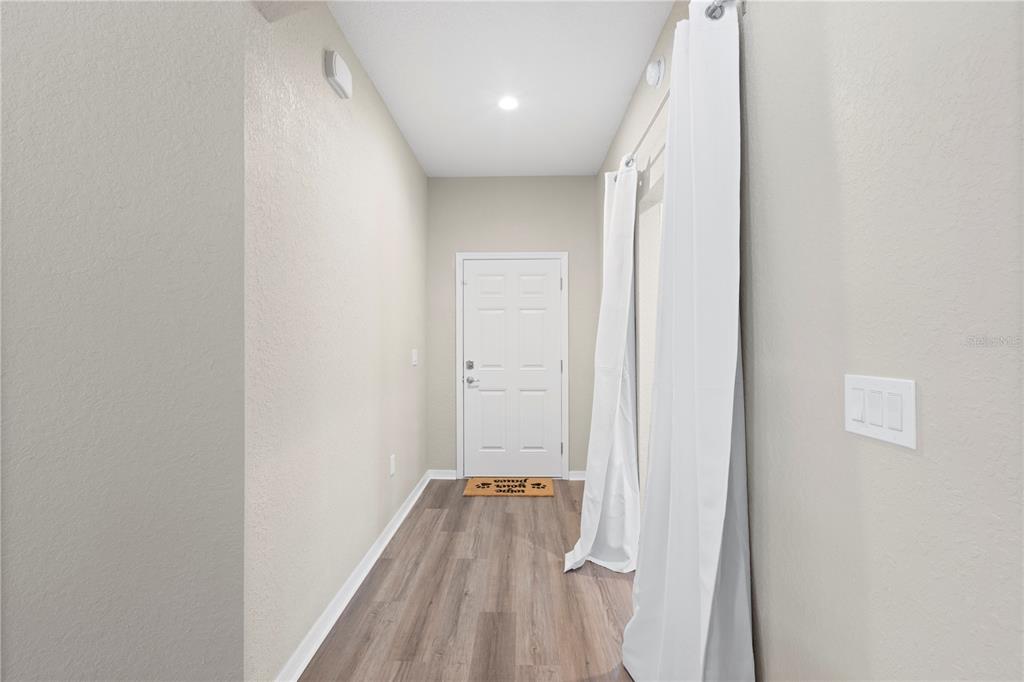 719 Vineyard Reserve Court Seffner, FL 33584 - Photo 7 of 55