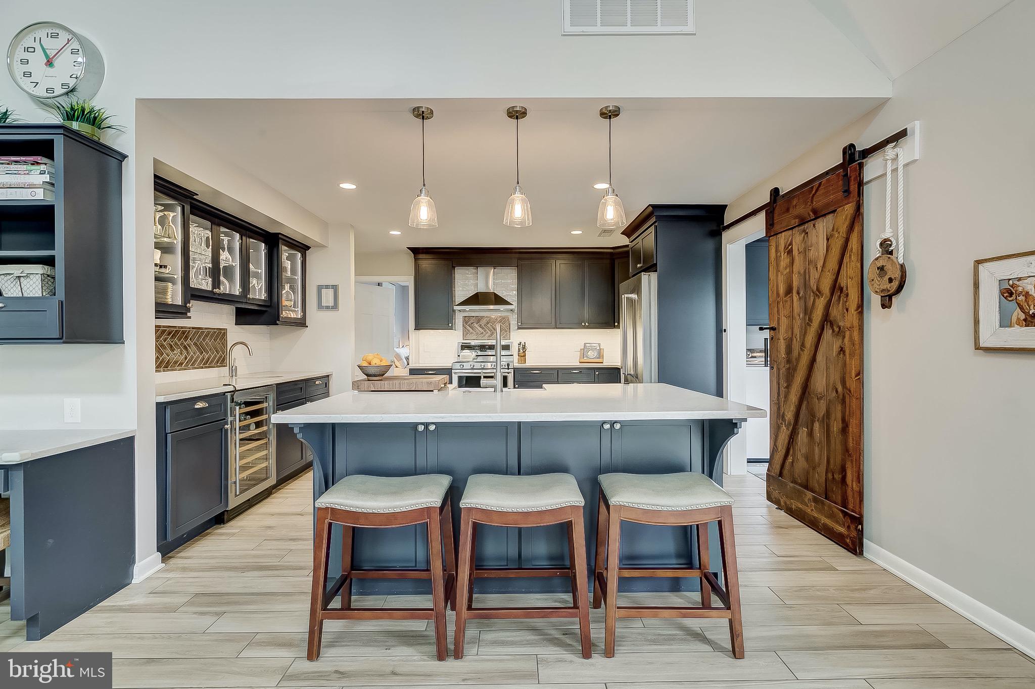397 Forest Beach Road Annapolis, MD 21409 - Photo 13 of 116