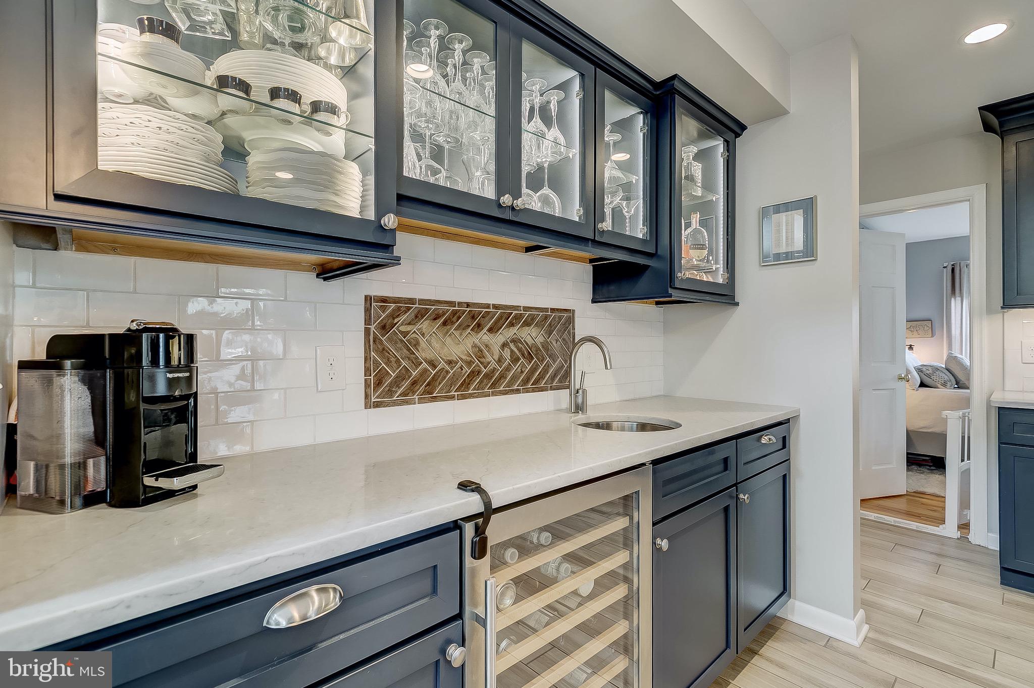 397 Forest Beach Road Annapolis, MD 21409 - Photo 16 of 116