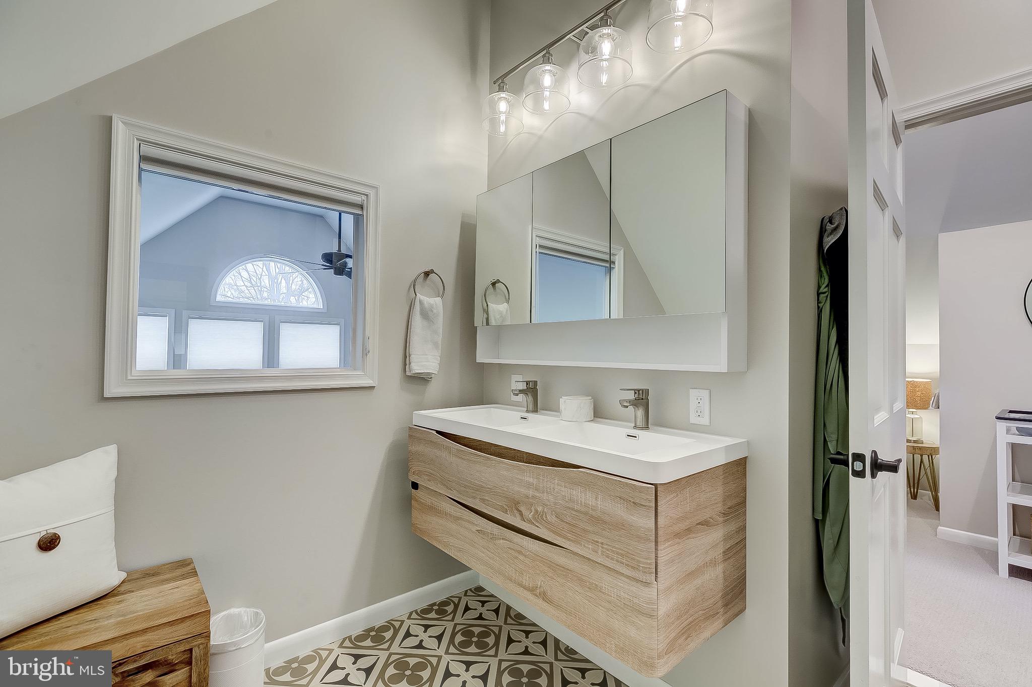 397 Forest Beach Road Annapolis, MD 21409 - Photo 33 of 116