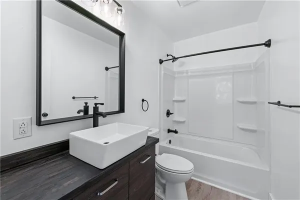 $1,950 | 1035 Astor Avenue Southwest, Atlanta, GA 30310