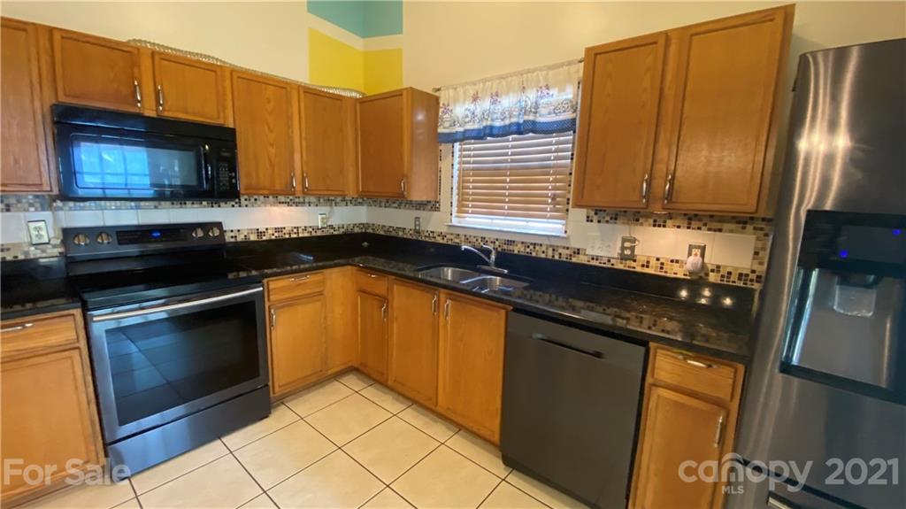 1662 Tate Road Rock Hill, SC 29732 - Photo 5 of 16 Gallery Image 5