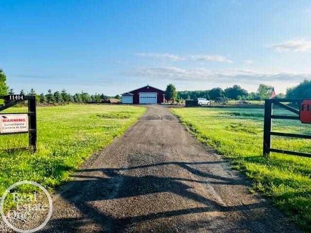 11404 Hill Road Memphis, MI 48041 - Photo 2 of 16