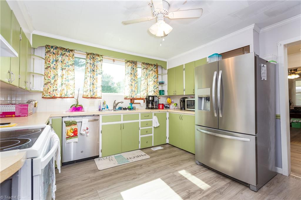 697 Salisbury Ridge Road Winston-Salem, NC 27127 - Photo 15 of 43 Gallery Image 15