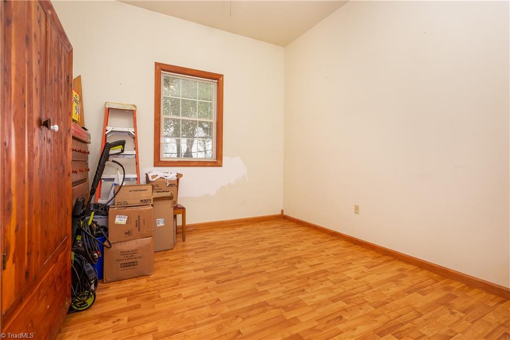 697 Salisbury Ridge Road Winston-Salem, NC 27127 - Photo 31 of 43 Gallery Image 31