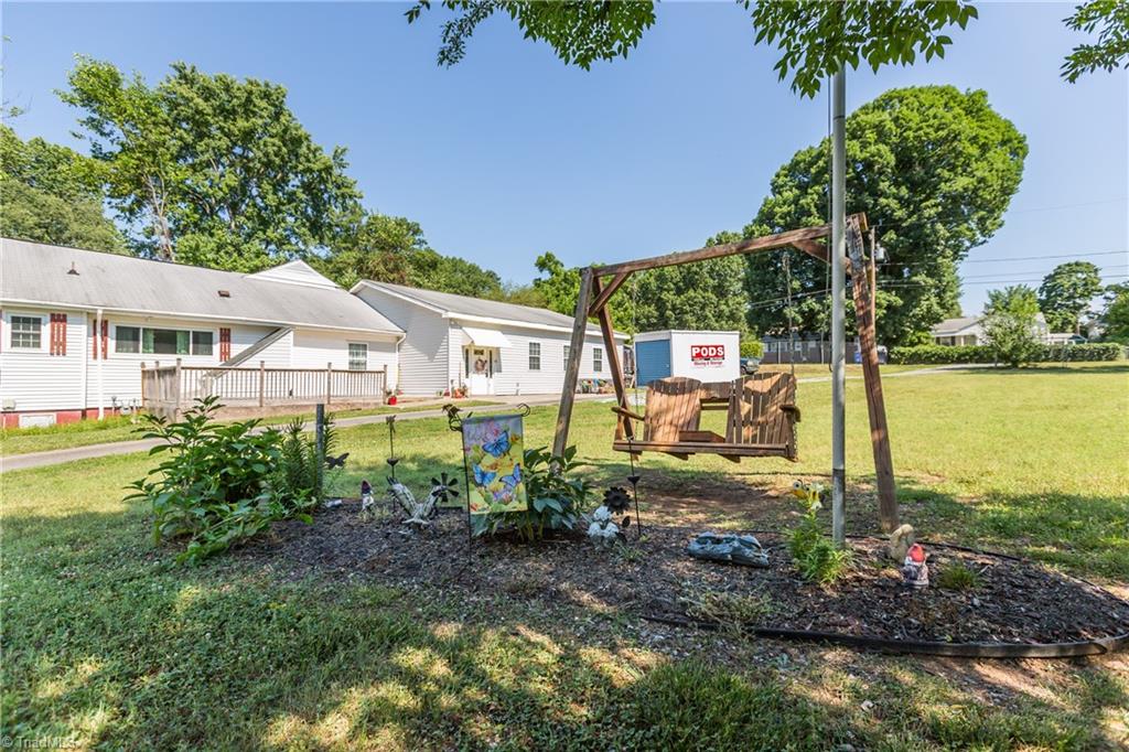 697 Salisbury Ridge Road Winston-Salem, NC 27127 - Photo 34 of 43 Gallery Image 34