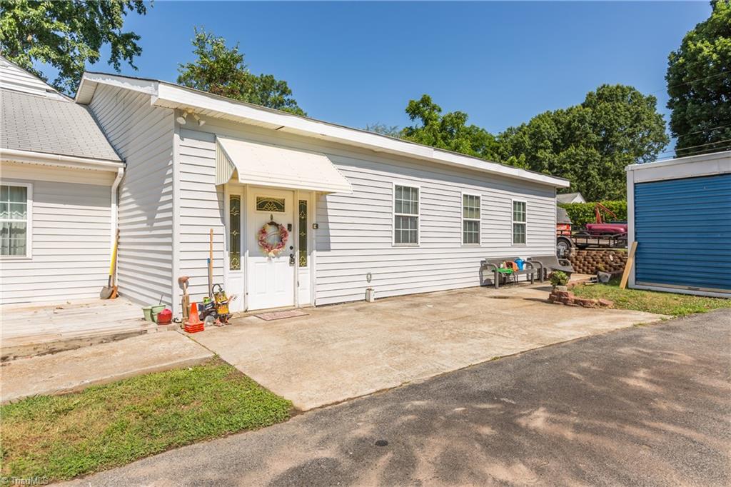 697 Salisbury Ridge Road Winston-Salem, NC 27127 - Photo 37 of 43 Gallery Image 37
