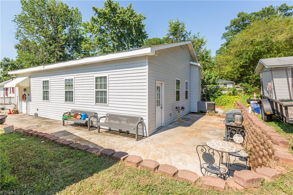 697 Salisbury Ridge Road Winston-Salem, NC 27127 - Photo 42 of 43 Gallery Image 42