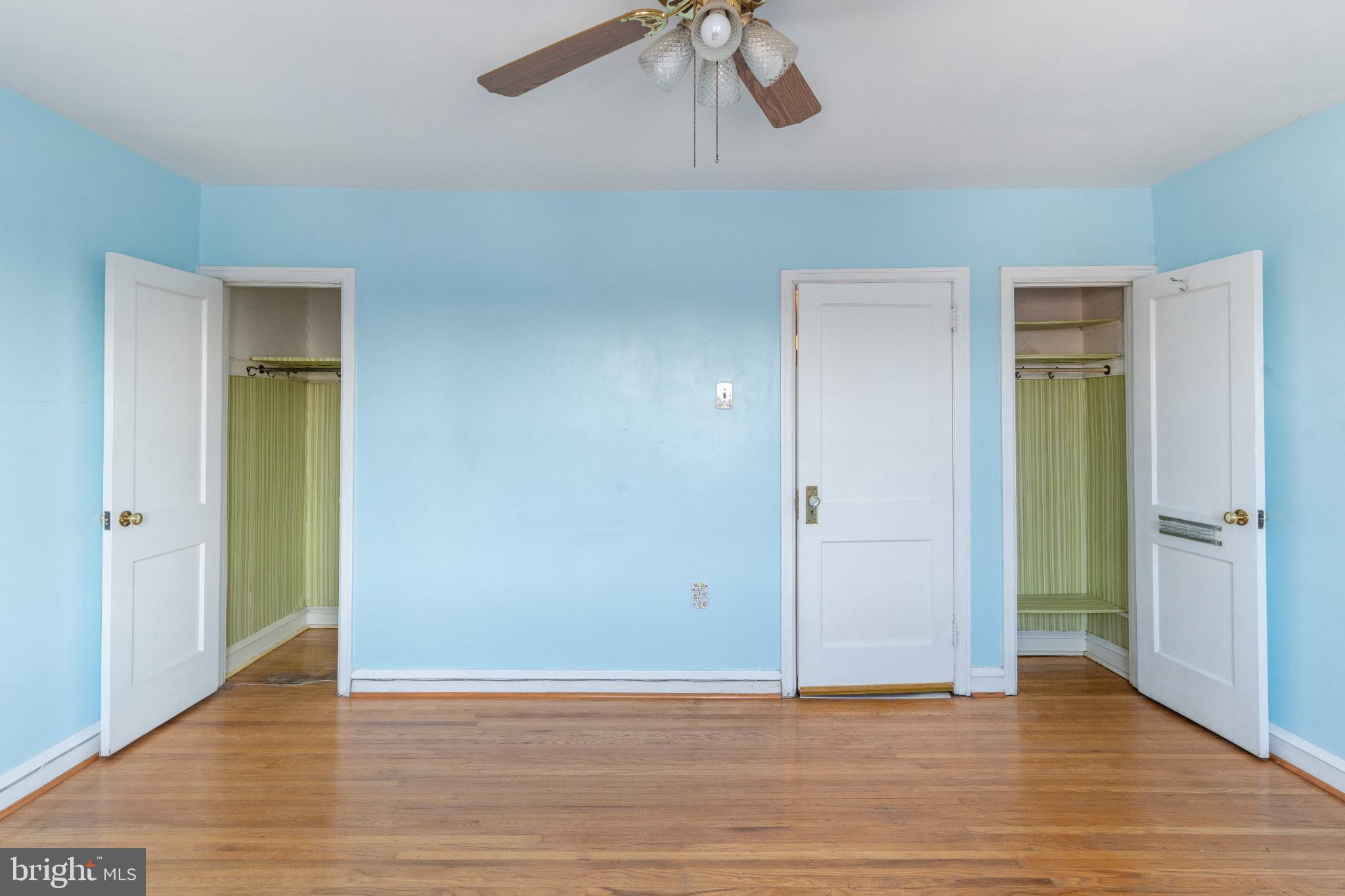 6755 Rutland Street Philadelphia, PA 19149 - Photo 13 of 21 Bright and airy room with dual closets.