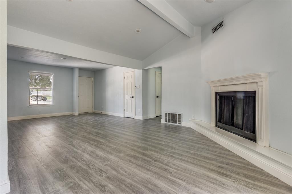 1602 Pilot Way Garland, TX 75040 - Photo 4 of 12