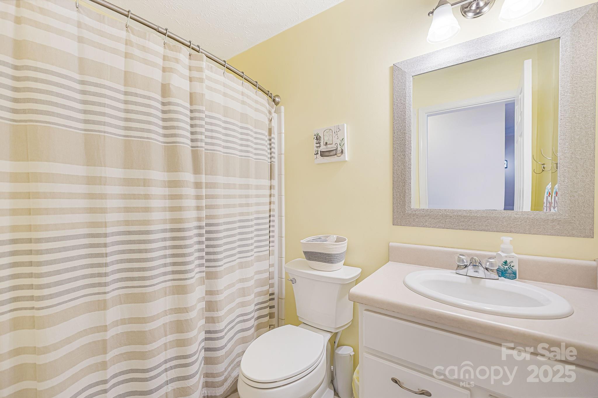 207 Pembrook Road Swannanoa, NC 28778 - Photo 11 of 19 Gallery Image 11