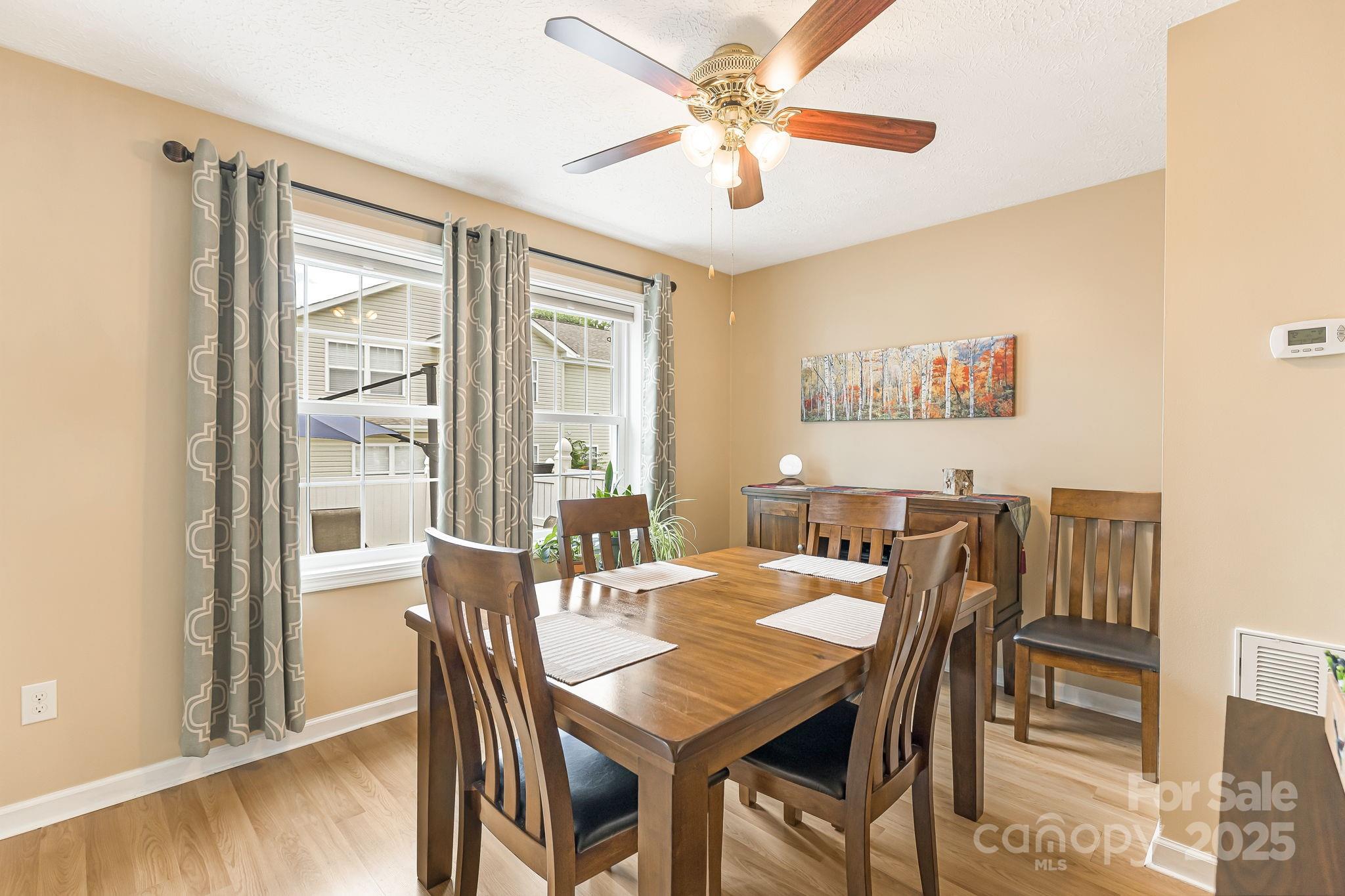207 Pembrook Road Swannanoa, NC 28778 - Photo 4 of 19 Gallery Image 4