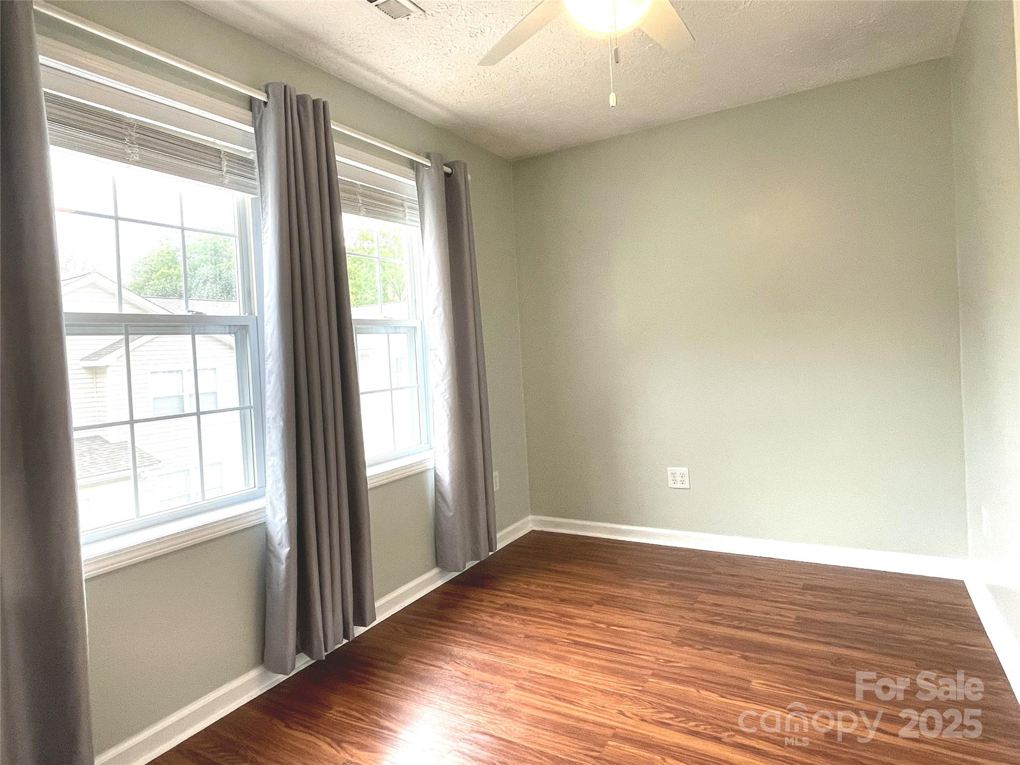 207 Pembrook Road Swannanoa, NC 28778 - Photo 9 of 19 Gallery Image 9
