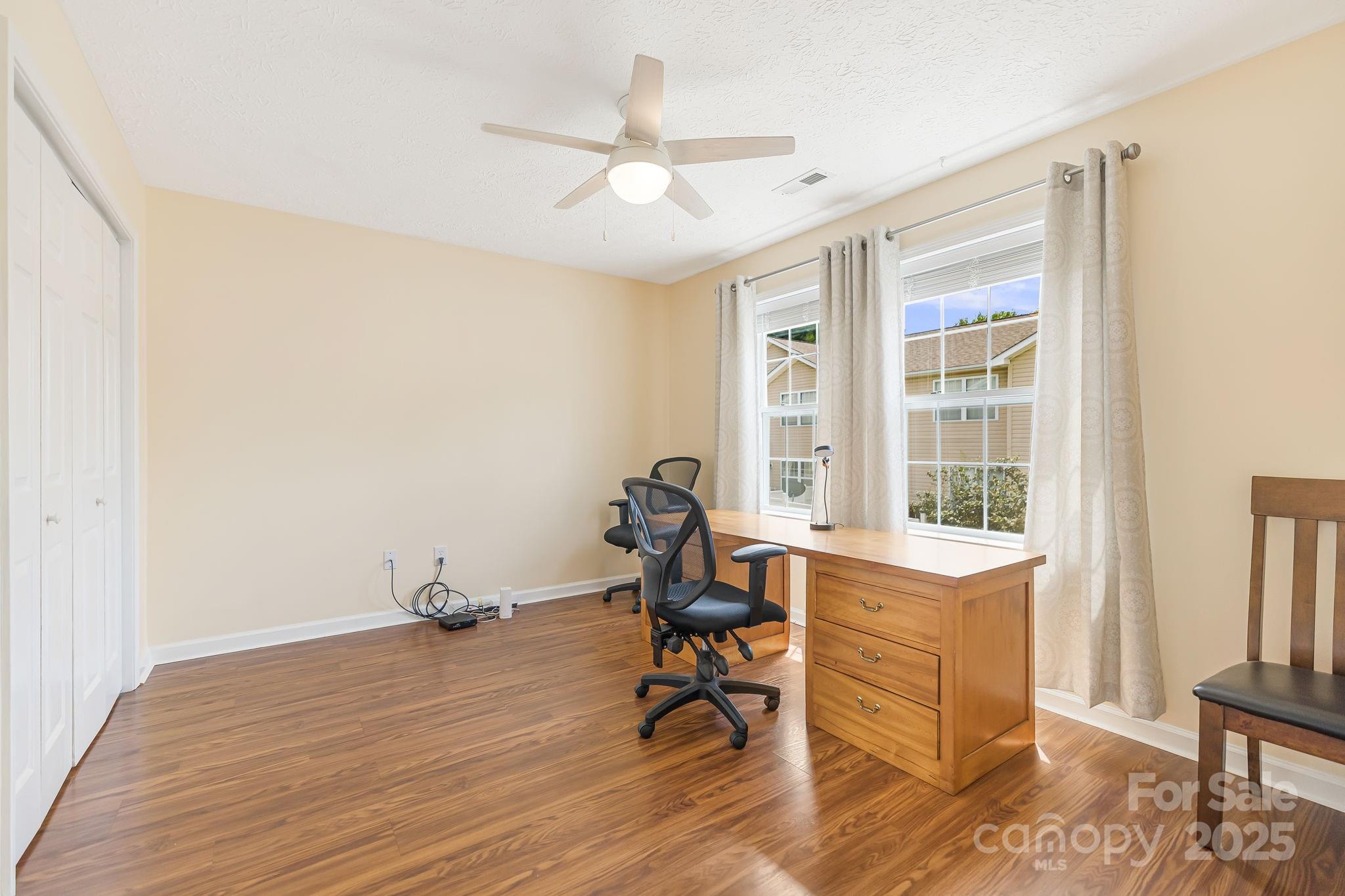 207 Pembrook Road Swannanoa, NC 28778 - Photo 10 of 19 Gallery Image 10