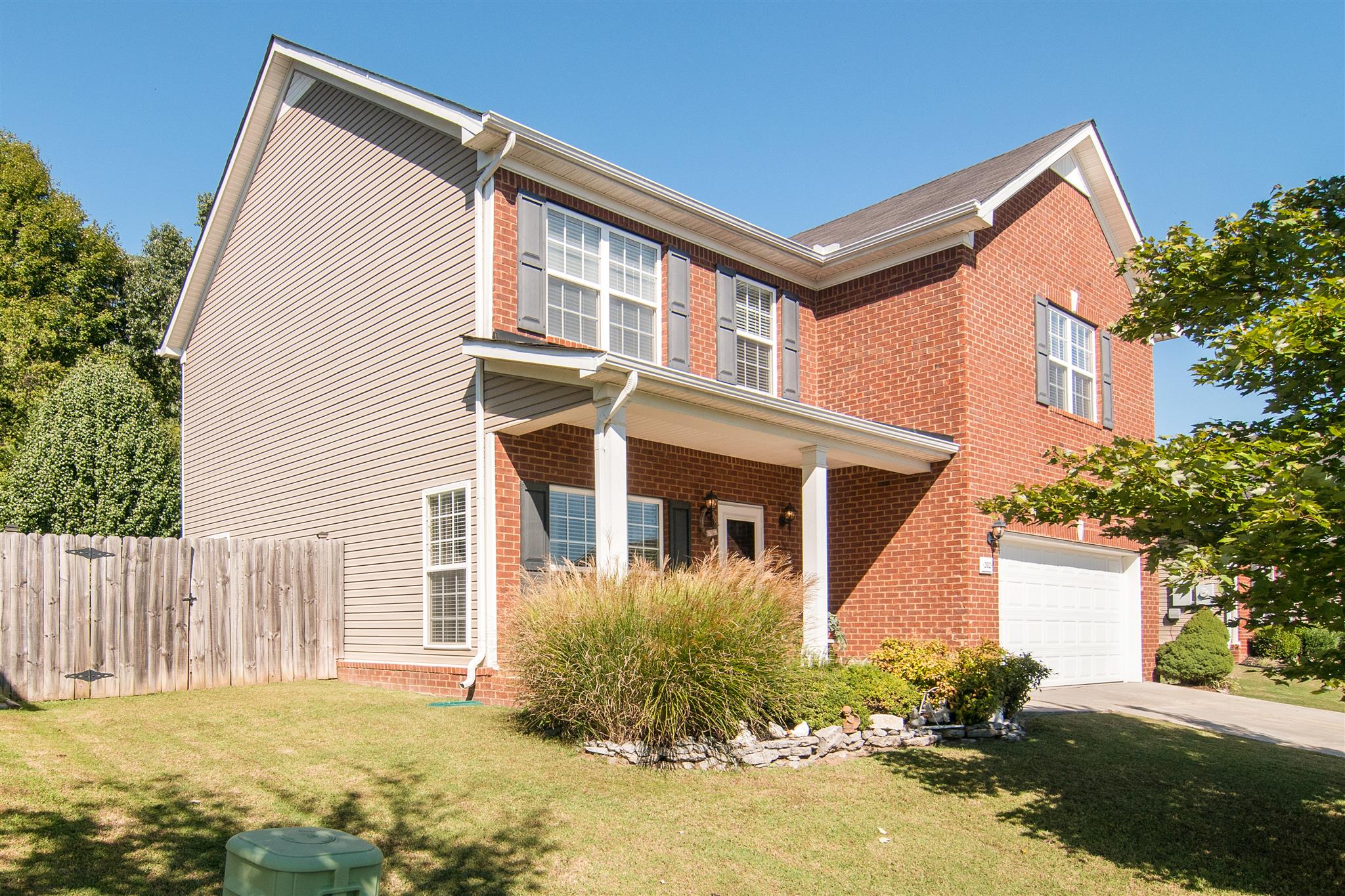 2012 Red Jacket Trace Spring Hill, TN 37174 - Photo 2 of 30 Gallery Image 2