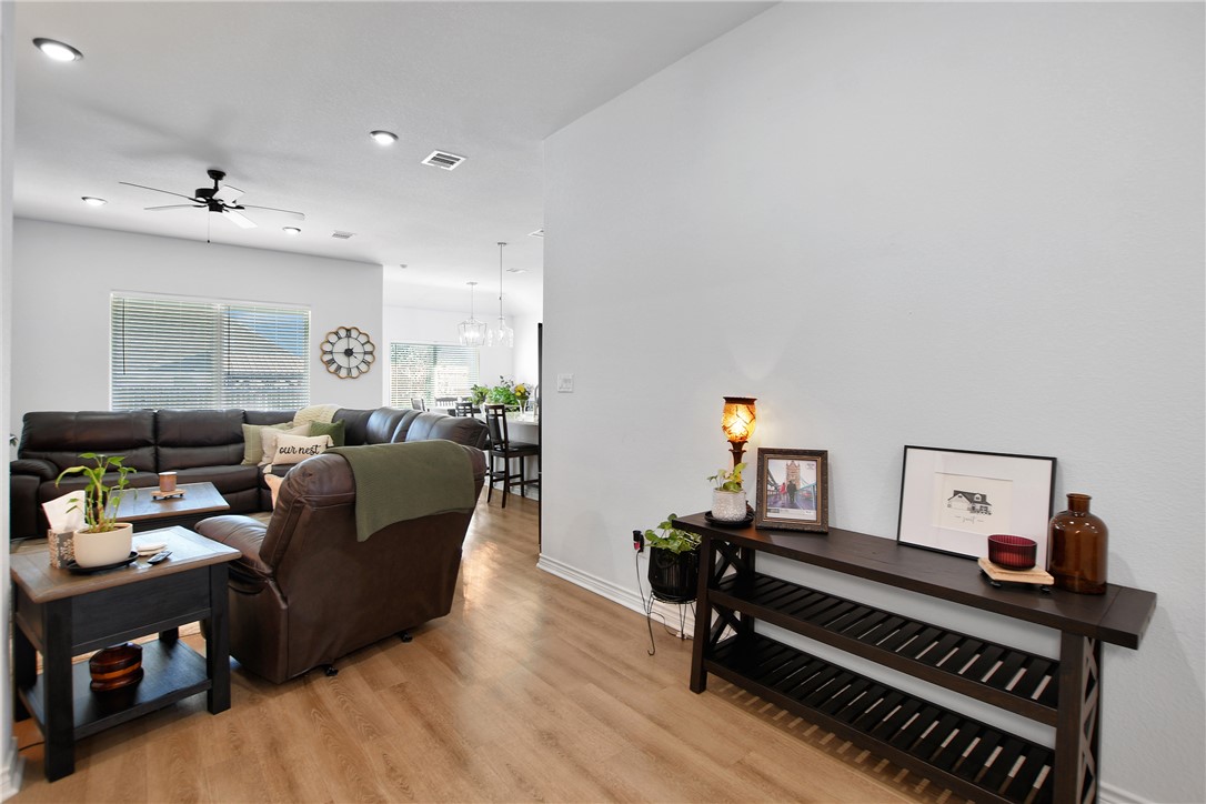 1908 Meridian Court Bryan, TX 77807 - Photo 6 of 46 Nice large wall for pictures or family photos in the entry