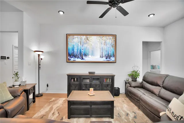 $369,900 | 1908 Meridian Court, Bryan, TX 77807