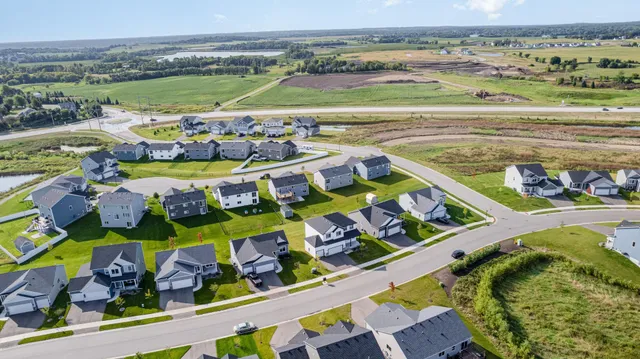 $465,900 | 9911 32nd Street Northeast, St. Michael, MN 55376