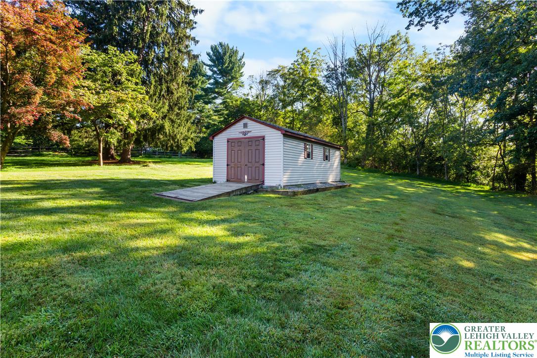 2058 Arndt Road Easton, PA 18040 - Photo 18 of 22 Gallery Image 18