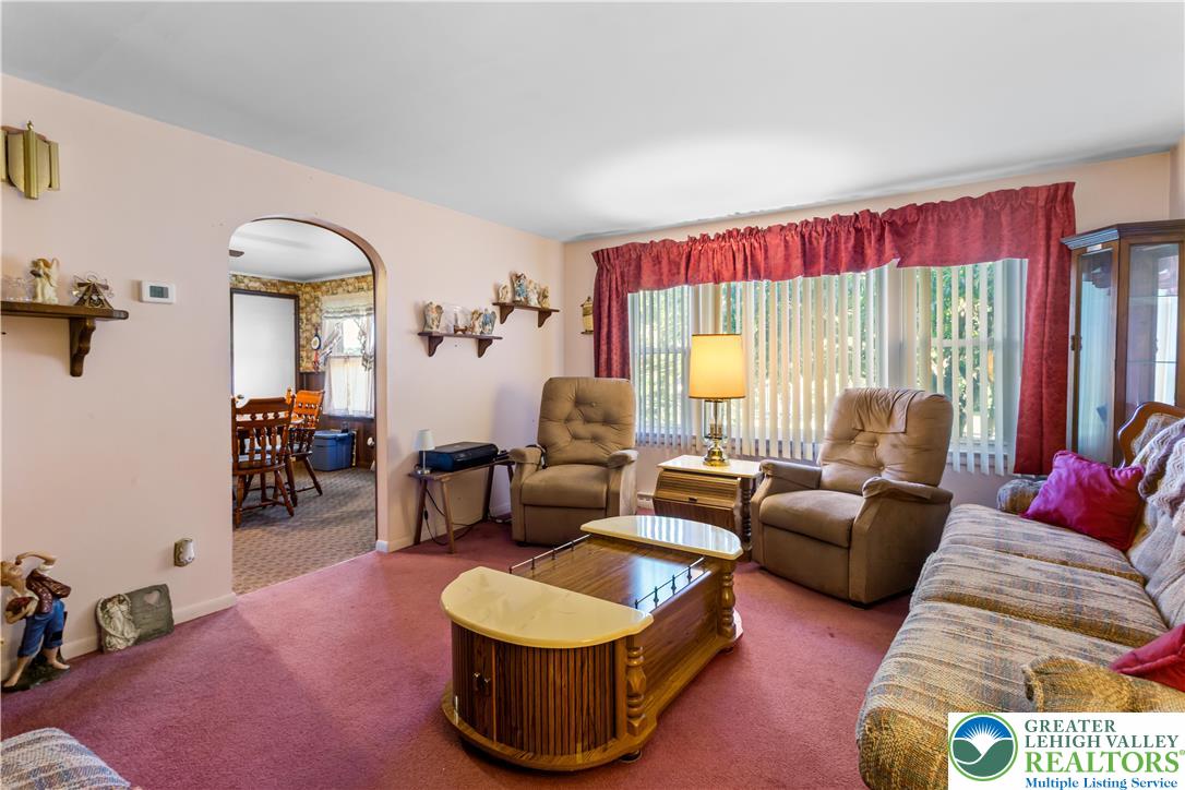 2058 Arndt Road Easton, PA 18040 - Photo 6 of 22 Gallery Image 6