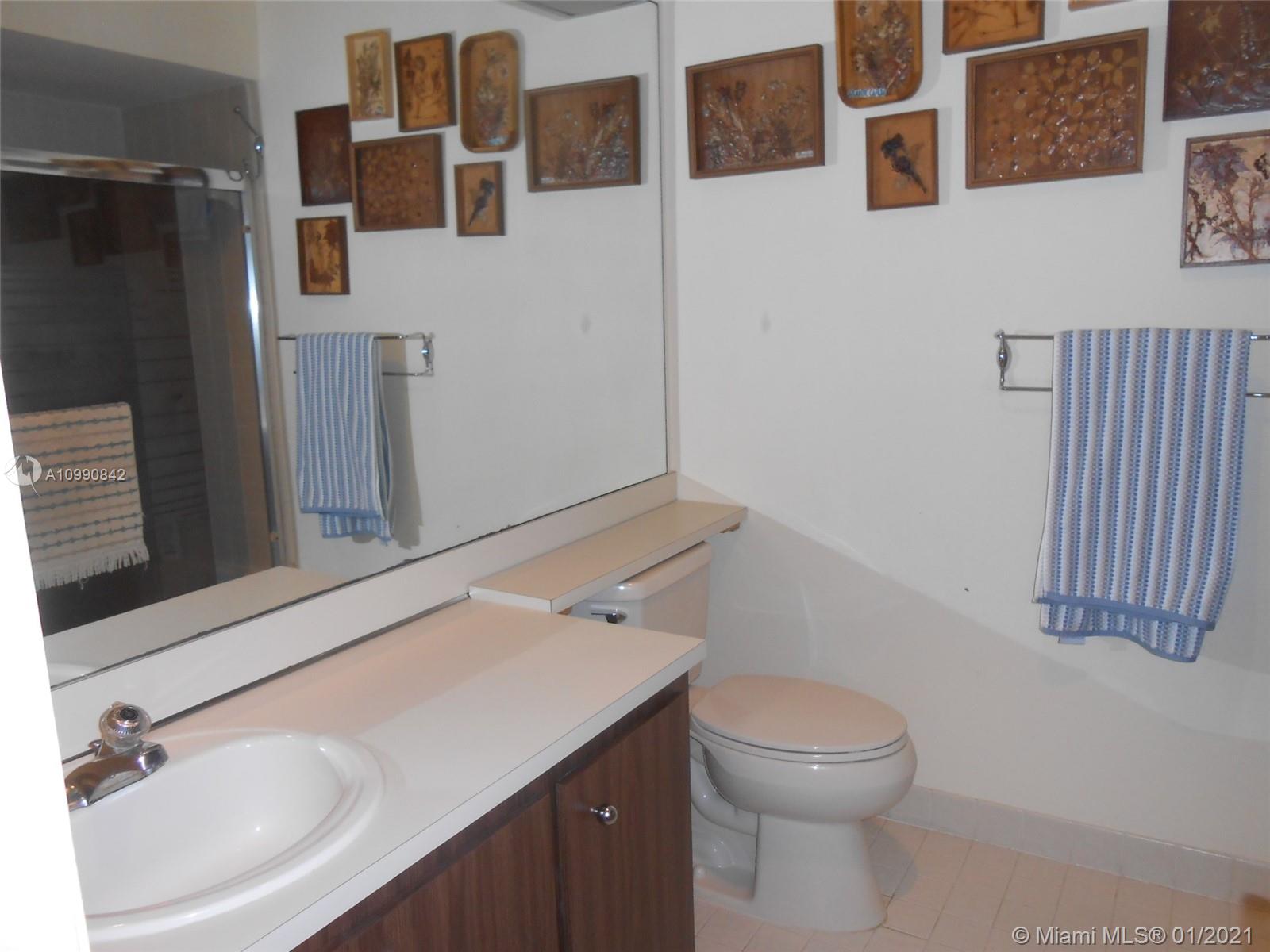 136 Greens Road Hollywood, FL 33021 - Photo 17 of 19