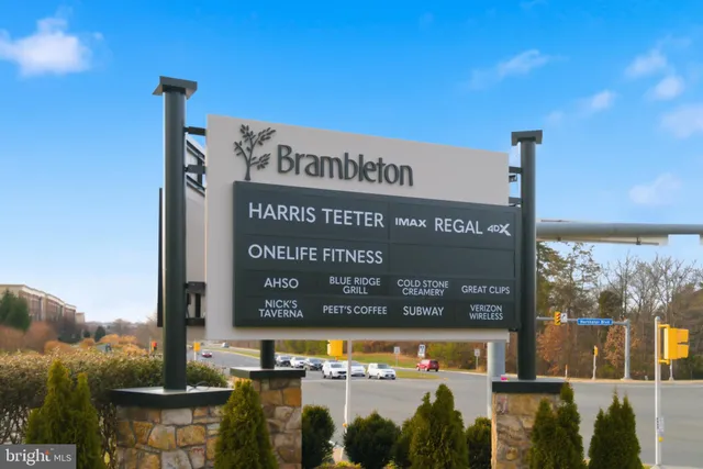 $724,900 | 23669 Golden Embers Square, Unit 303, Ashburn, VA 20148