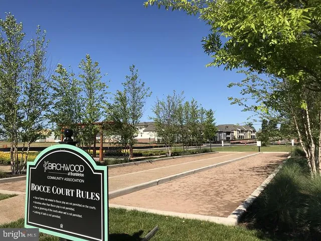 $724,900 | 23669 Golden Embers Square, Unit 303, Ashburn, VA 20148