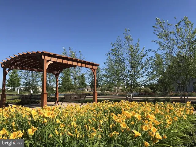 $724,900 | 23669 Golden Embers Square, Unit 303, Ashburn, VA 20148