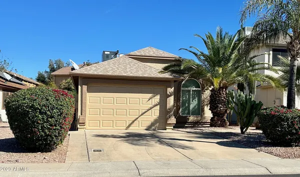 $1,995 | 3102 East Michigan Avenue, Phoenix, AZ 85032