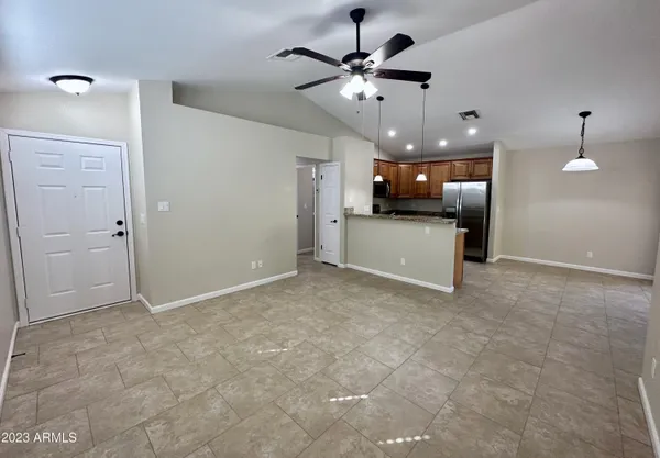$1,995 | 3102 East Michigan Avenue, Phoenix, AZ 85032