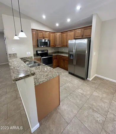 $1,995 | 3102 East Michigan Avenue, Phoenix, AZ 85032