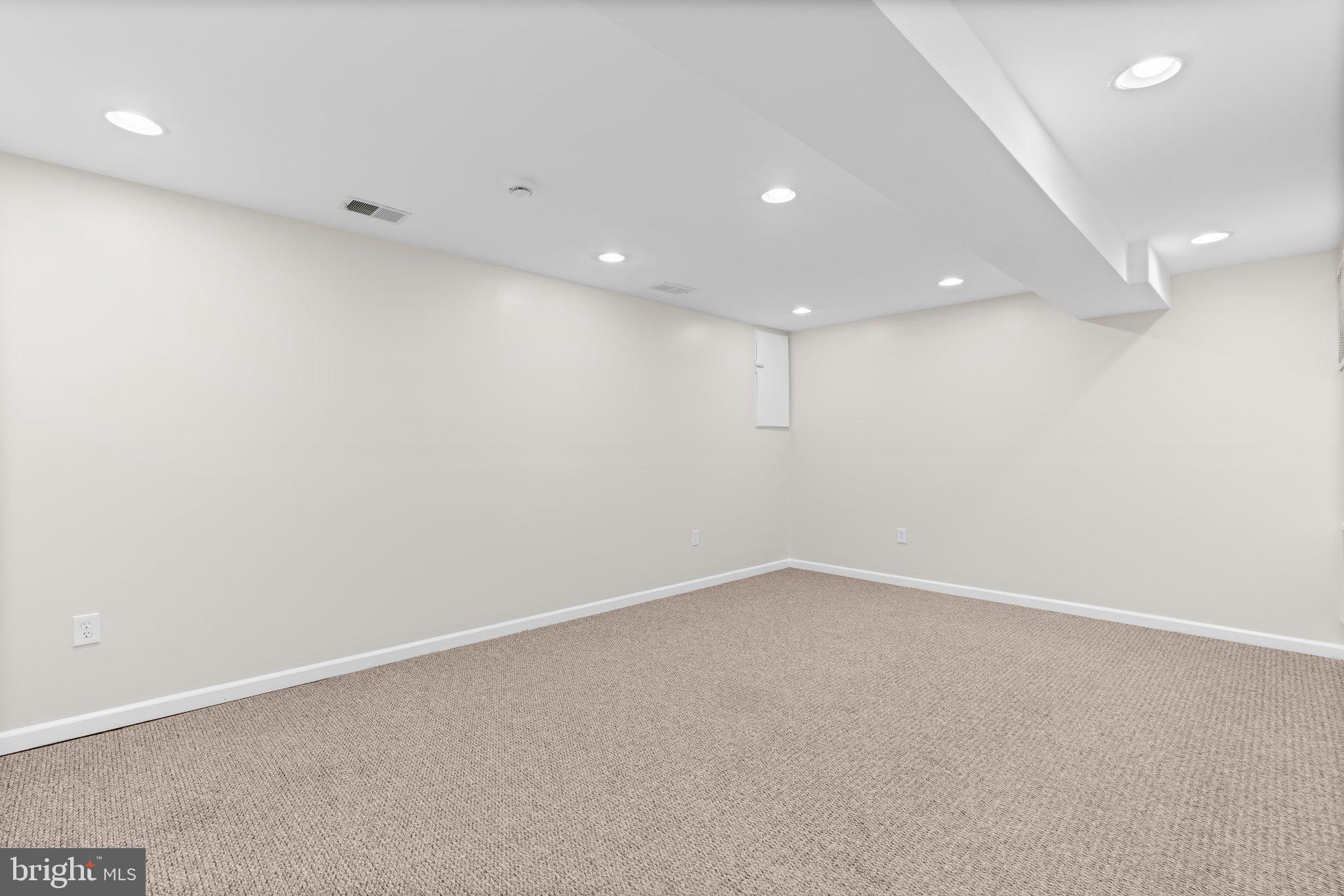 26 Kinsman View Circle Silver Spring, MD 20901 - Photo 34 of 46 Gallery Image 34