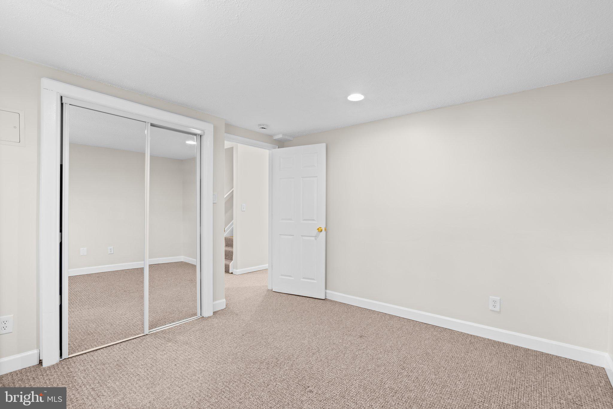 26 Kinsman View Circle Silver Spring, MD 20901 - Photo 40 of 46 Gallery Image 40