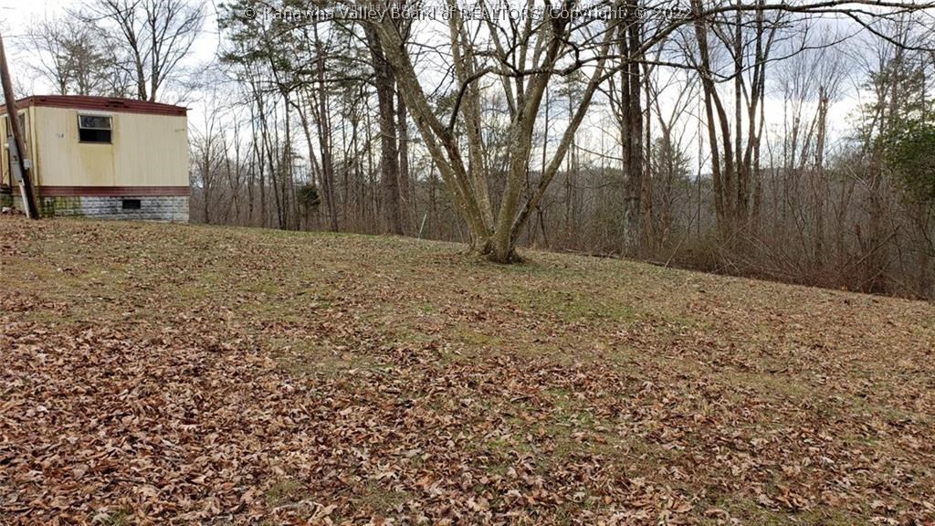 1530 Watts Chapel Road Kenna, WV 25248 - Photo 5 of 8 Gallery Image 5