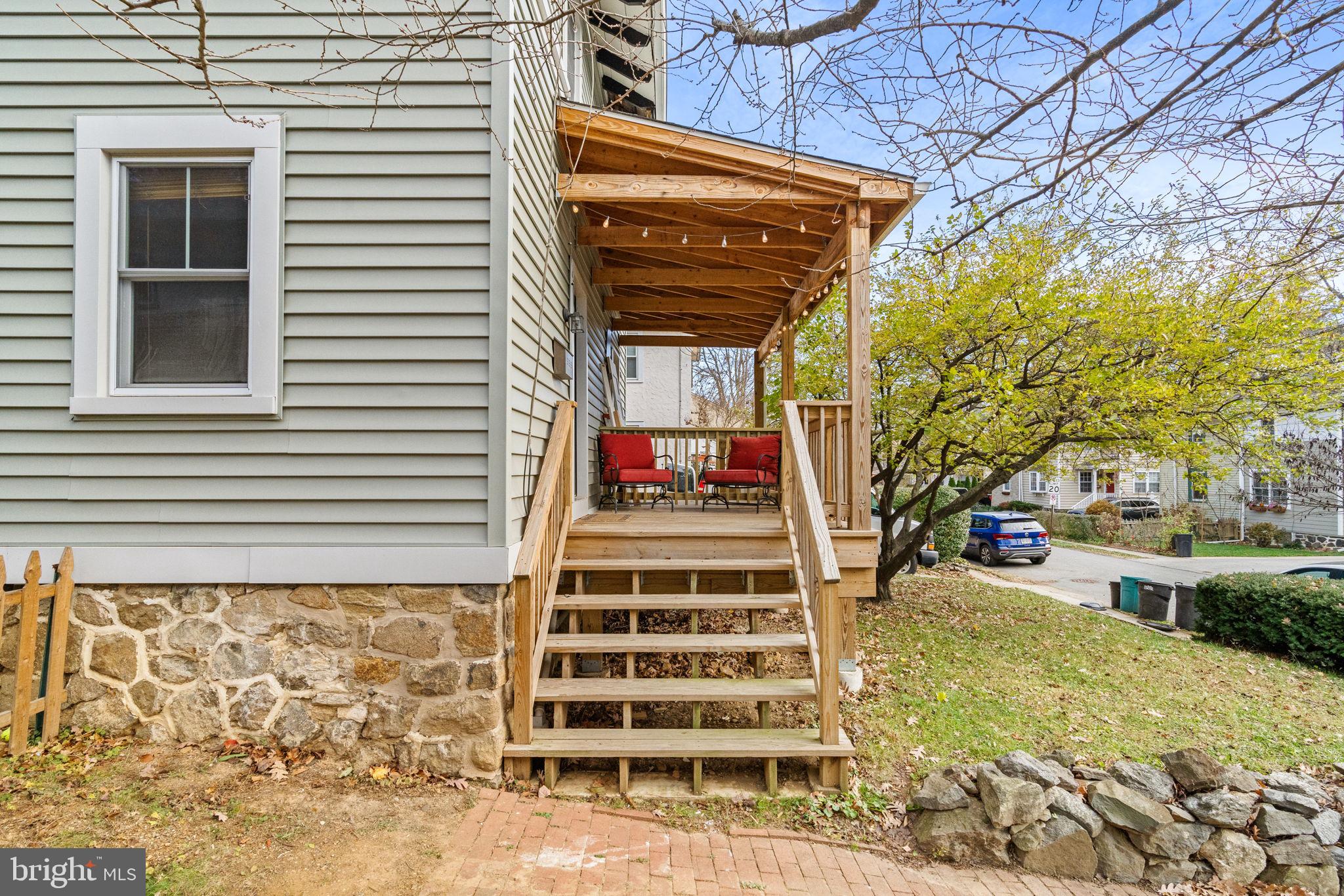 245 Willow Avenue Wayne, PA 19087 - Photo 2 of 34 Front Porch Approach