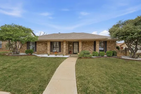 $448,000 | 1115 Wiltshire Drive, Carrollton, TX 75007