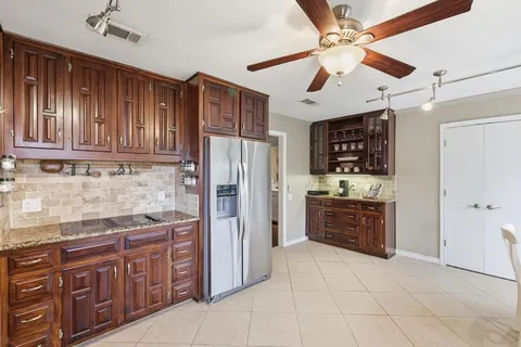 $448,000 | 1115 Wiltshire Drive, Carrollton, TX 75007