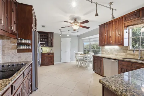 $448,000 | 1115 Wiltshire Drive, Carrollton, TX 75007